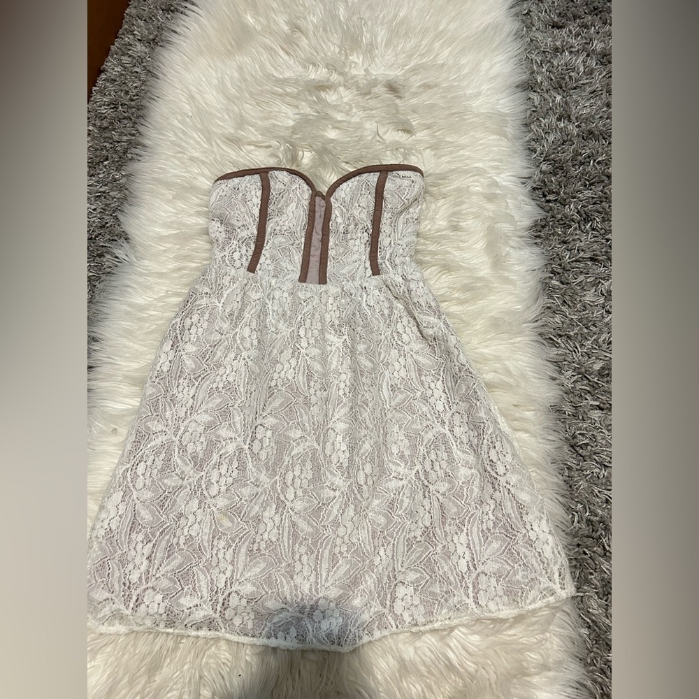 White lace mini dress
